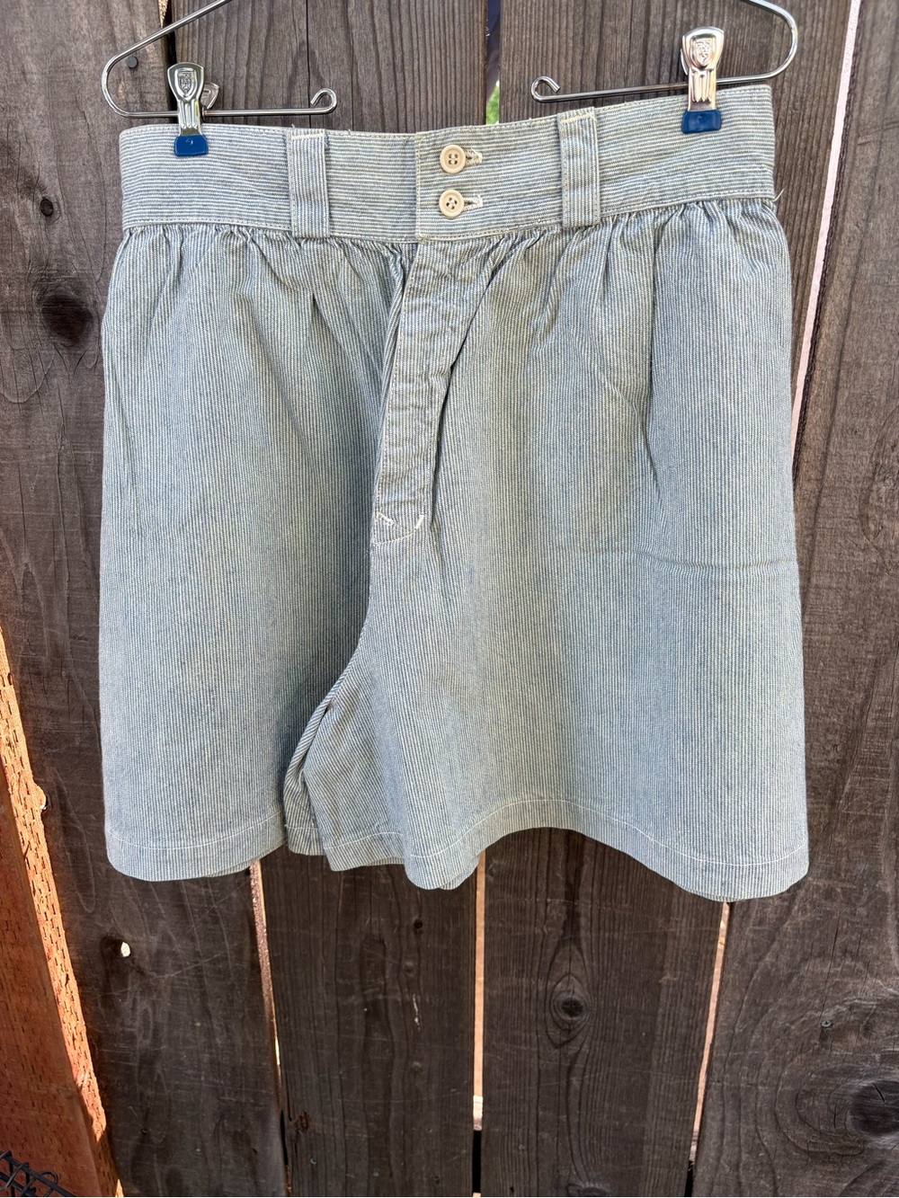 Calvin Klein high waisted striped seersucker shorts wide leg